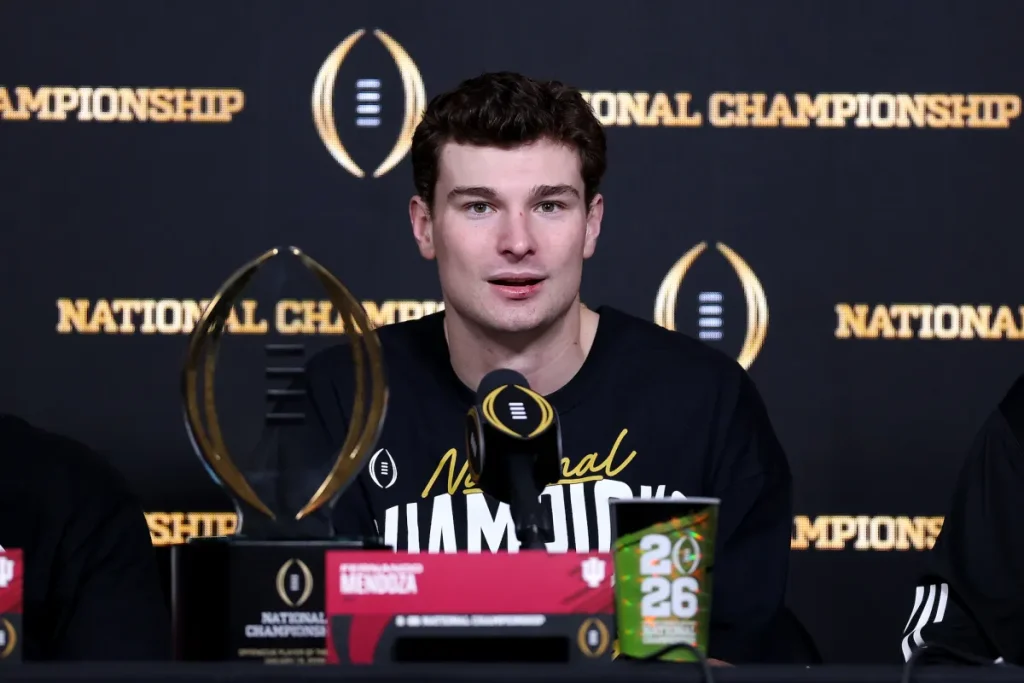 Fernando Mendoza, del Heisman a la NFL: la joya latina que apunta al pick número 1