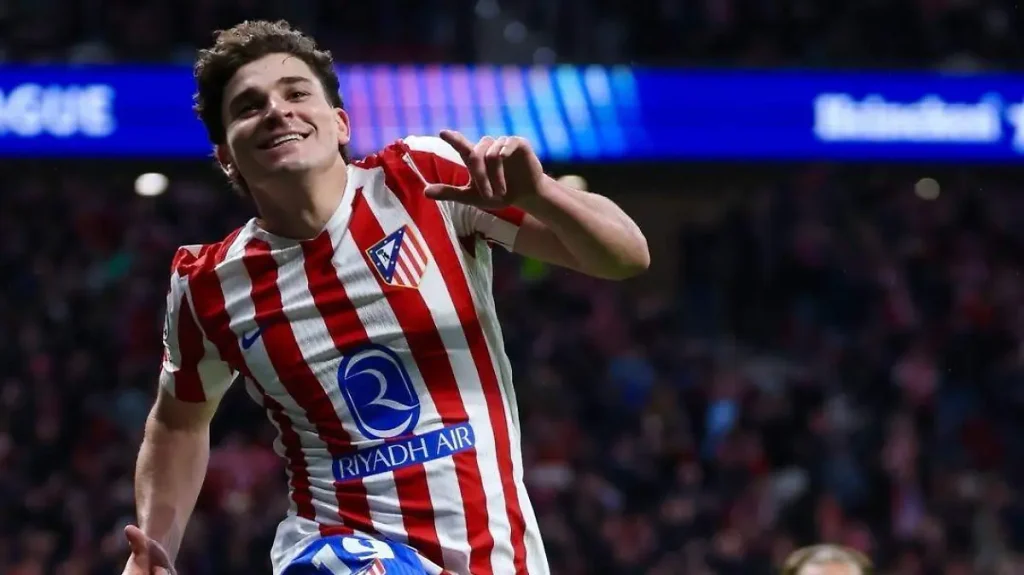 El Real Madrid ofrece 150 millones por Julián Álvarez y el Atlético estalla